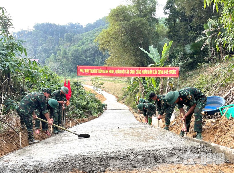 Tình quân dân ở Tân Mỹ